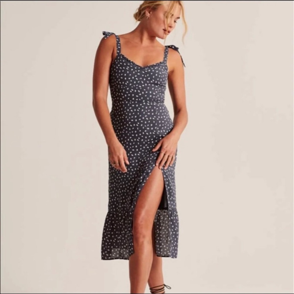Women’s size small Abercrombie & Fitch Dress,